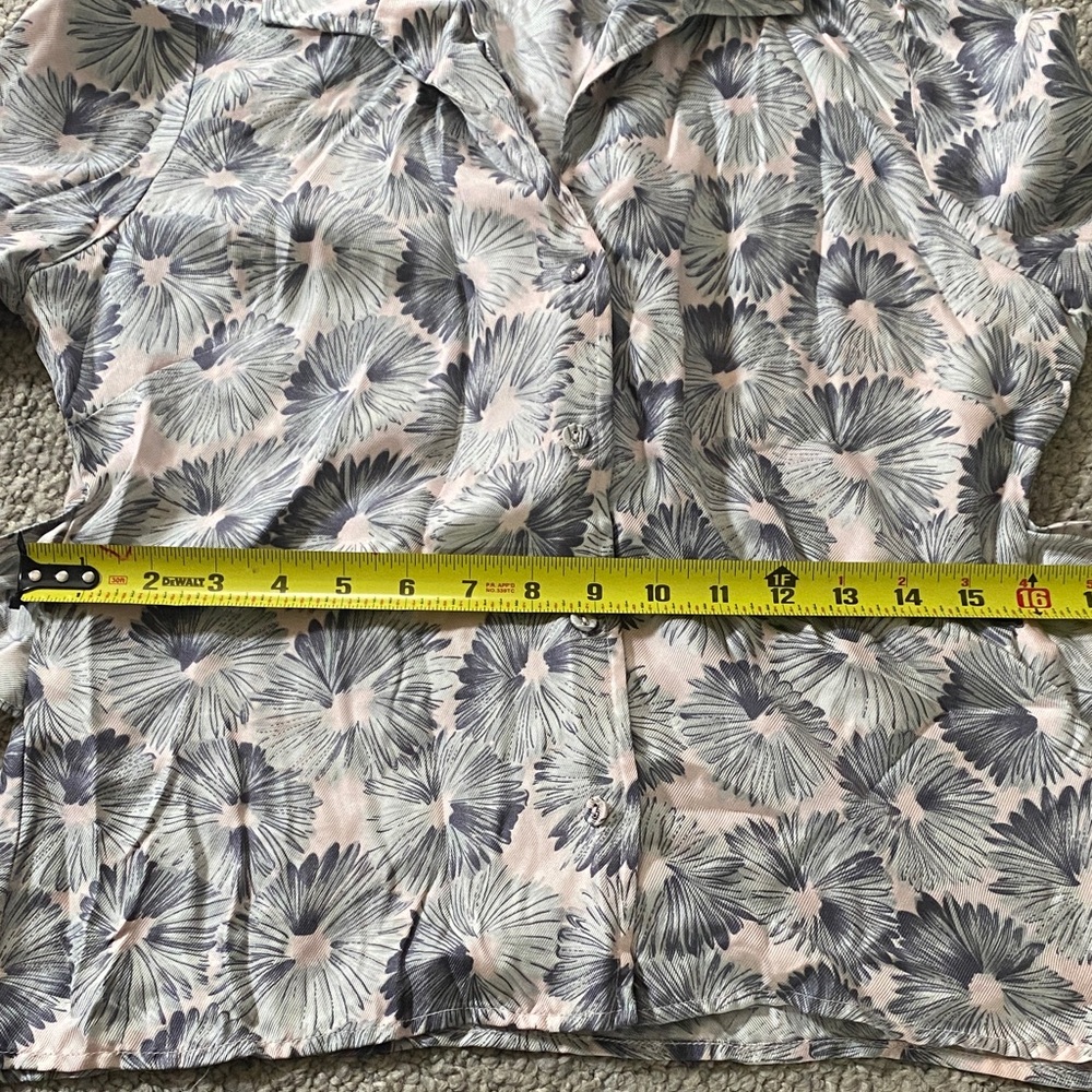 Anthropologie odille Floral Blouse - Pink mint green and Gray size 8 - Picture 4 of 8